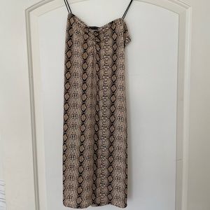 Snakeskin body on dress